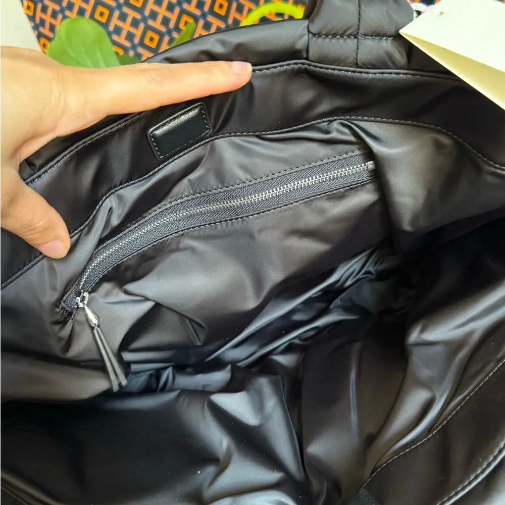 NWT Tory Burch 167626 Britten Nylon Puffy Tote Black Silver Logo Bag - Picture 10 of 12